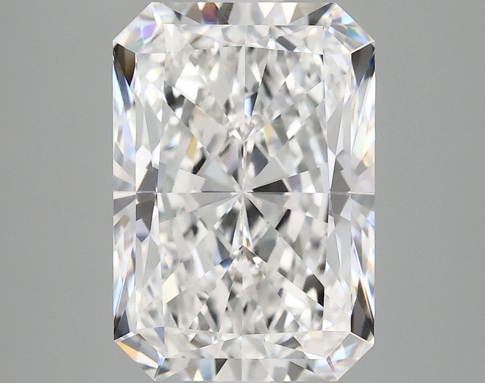 4.07 ct. radiant Lab Grown Diamond front image