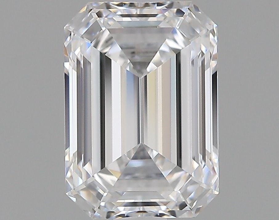 1.53 ct. emerald Lab Grown Diamond front image