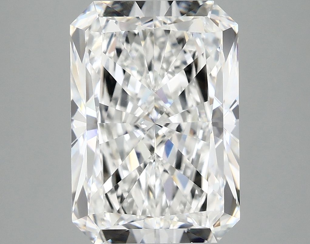 4.88 ct. radiant Lab Grown Diamond front image