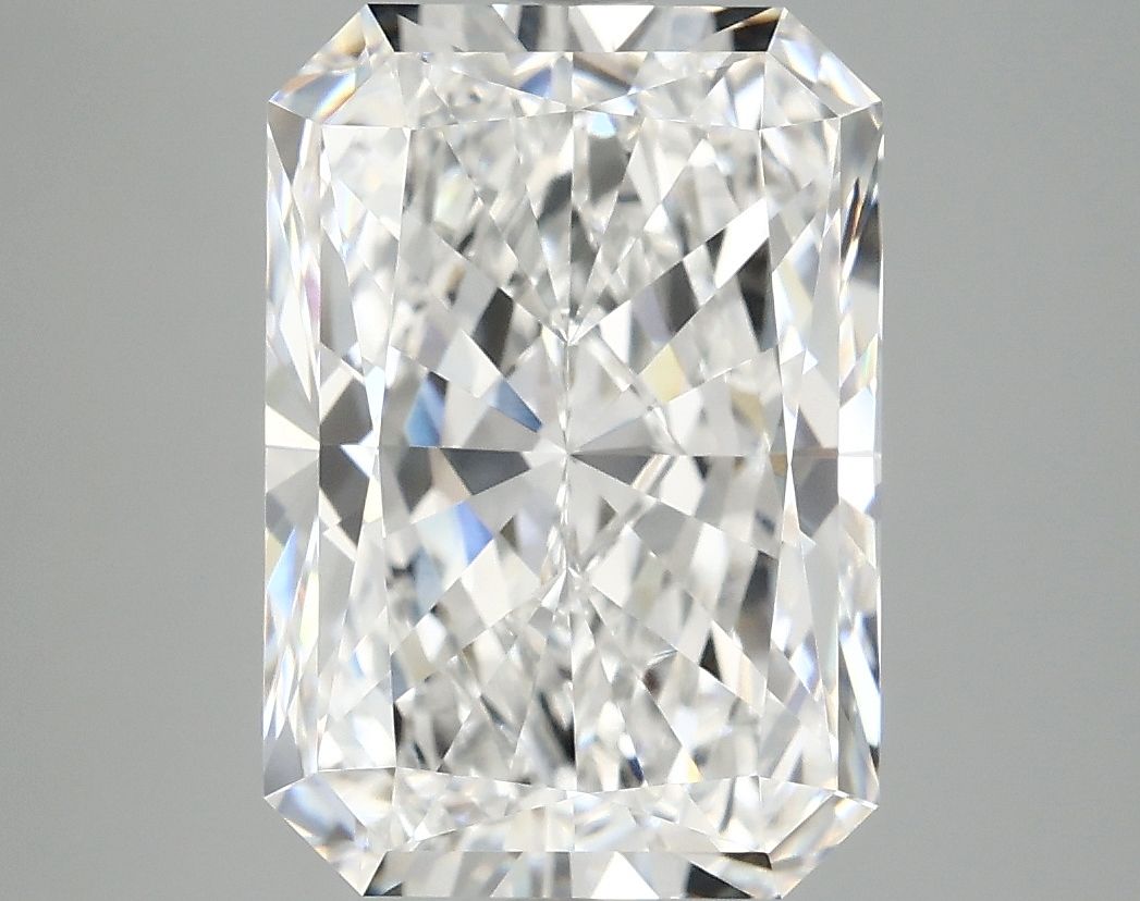 5.09 ct. radiant Lab Grown Diamond front image
