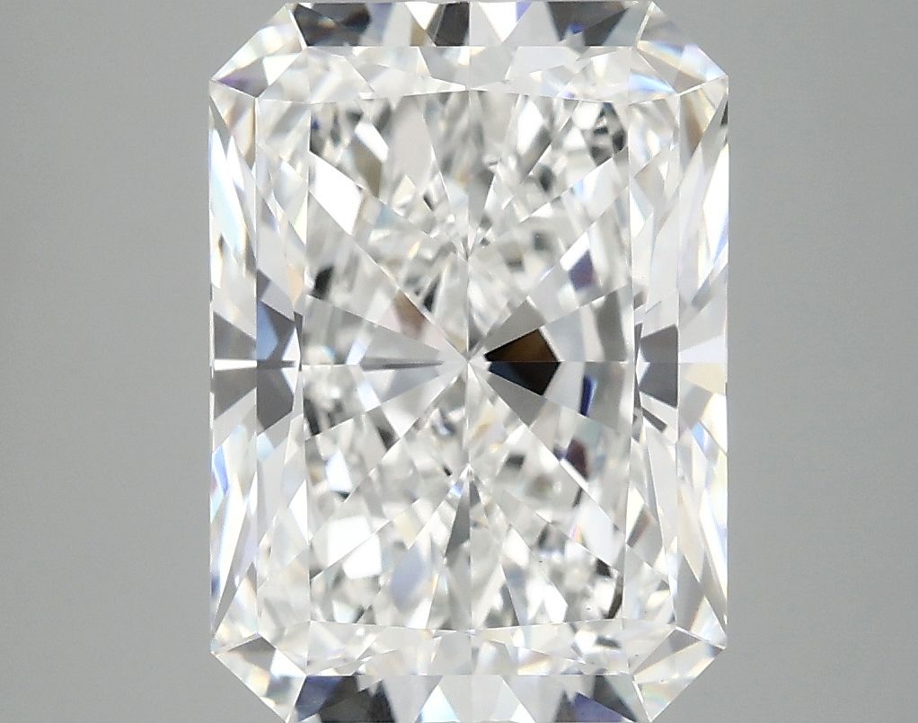 5.07 ct. radiant Lab Grown Diamond front image