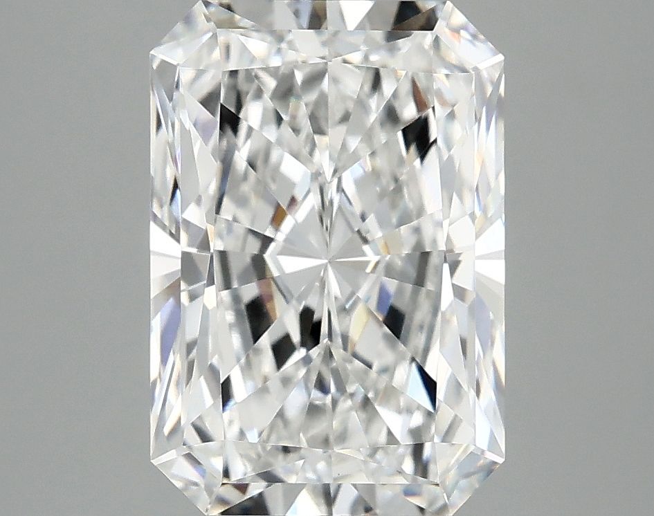 3.76 ct. radiant Lab Grown Diamond front image