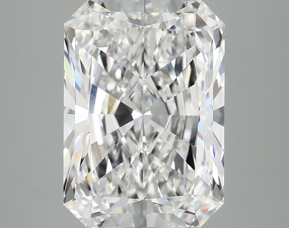 3.88 ct. radiant Lab Grown Diamond front image