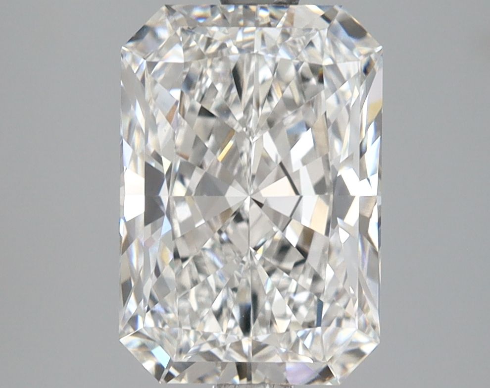 3.08 ct Radiant diamond