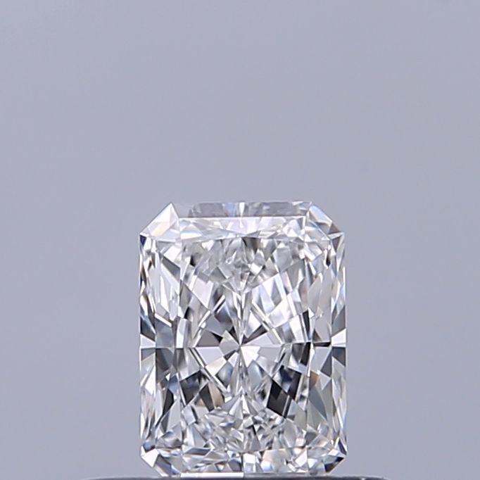 0.33 Carat Radiant Diamond D VVS1