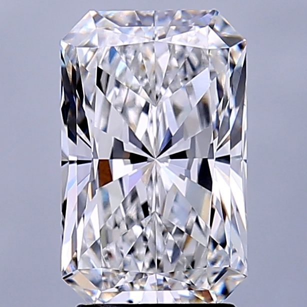 2.63 ct. radiant Lab Grown Diamond front image