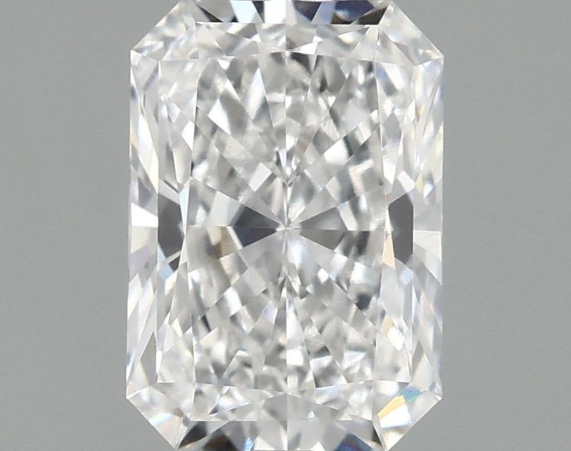 1.05 ct. radiant Lab Grown Diamond front image