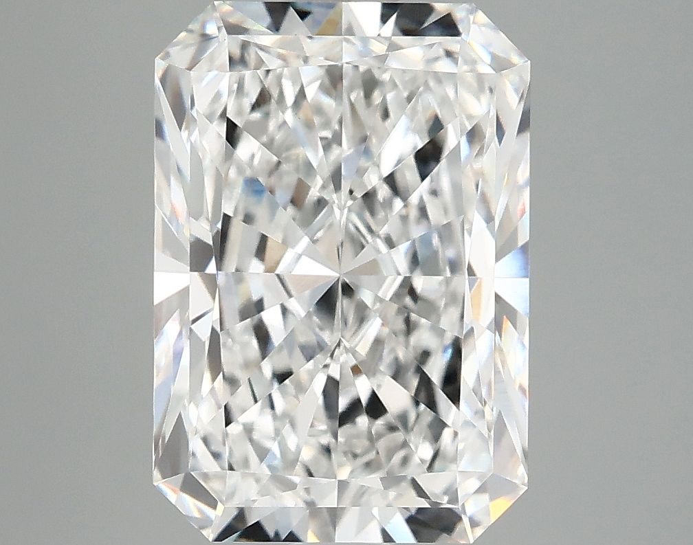 4.99 ct. radiant Lab Grown Diamond front image