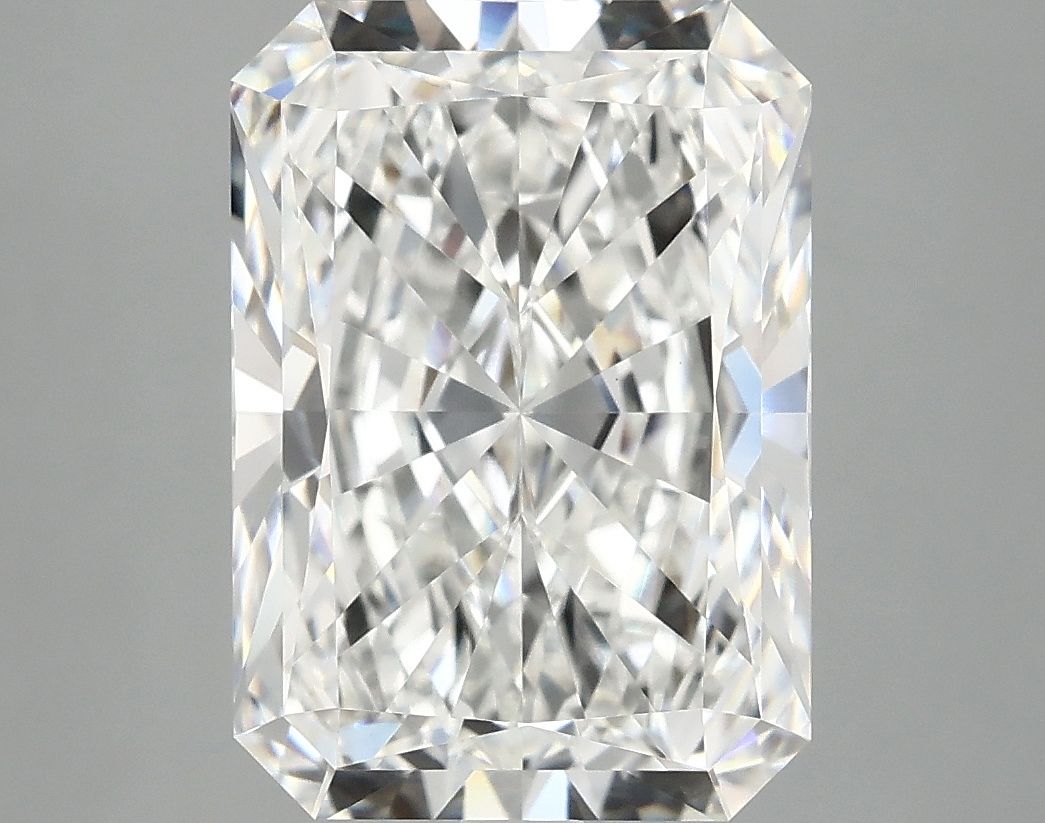 4.99 ct. radiant Lab Grown Diamond front image