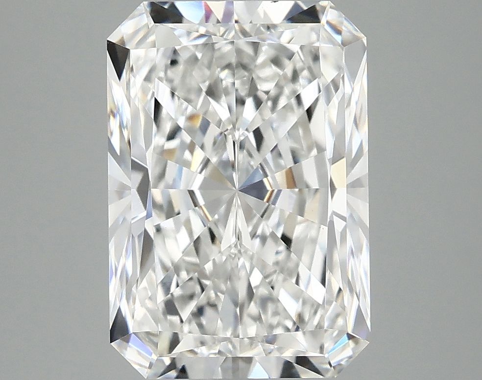 4.19 ct. radiant Lab Grown Diamond front image