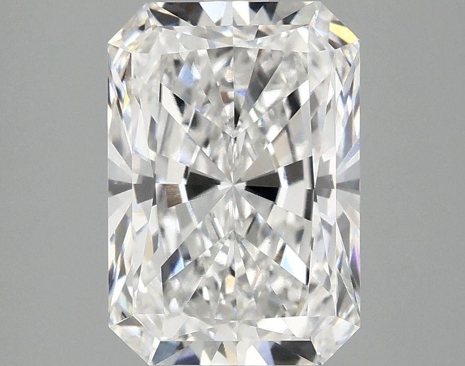 3.08 ct. radiant Lab Grown Diamond front image