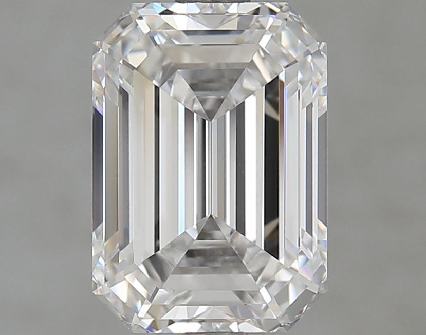 2.50 ct. emerald Lab Grown Diamond front image