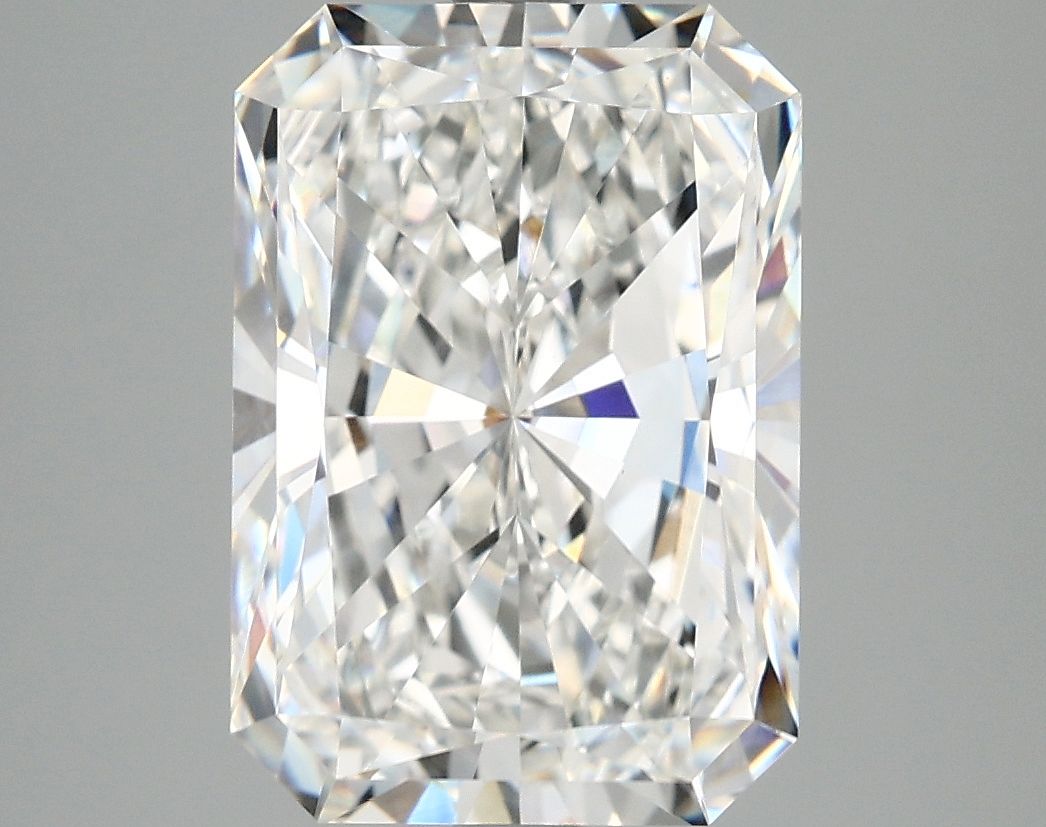 5.01 ct. radiant Lab Grown Diamond front image