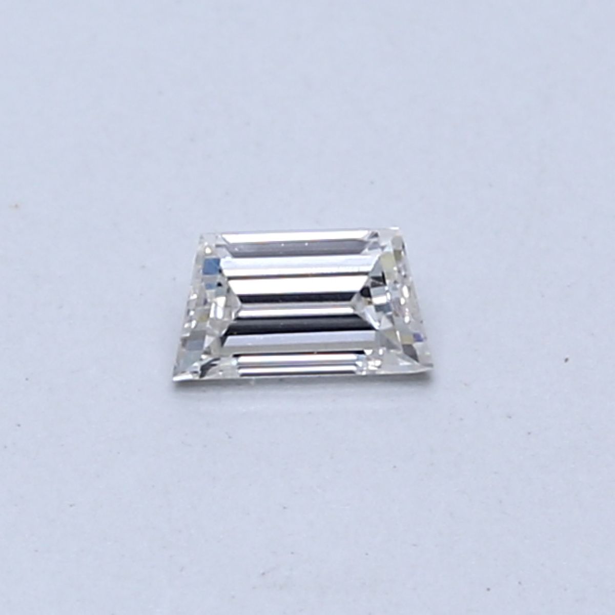 0.17ct Trapezoid G VS1