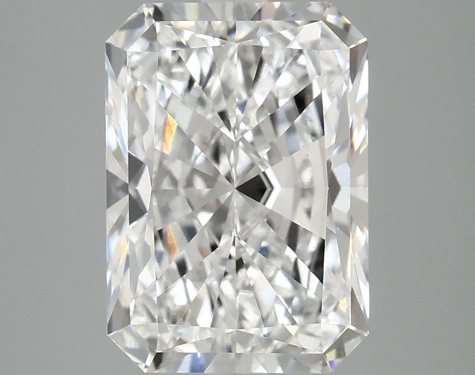 4.04 ct. radiant Lab Grown Diamond front image