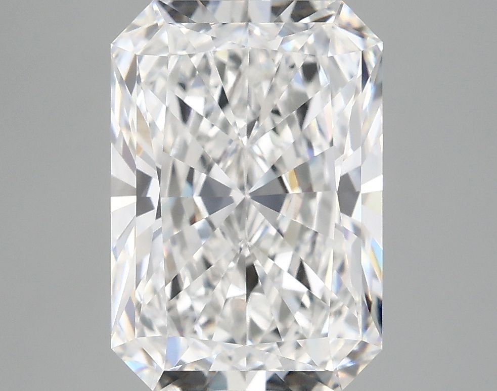 4.19 ct. radiant Lab Grown Diamond front image