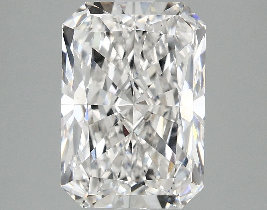 3.05 ct. radiant Lab Grown Diamond front image