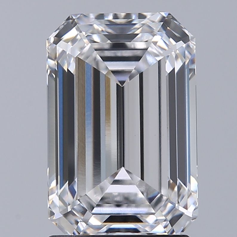 2.22 ct. emerald Lab Grown Diamond front image