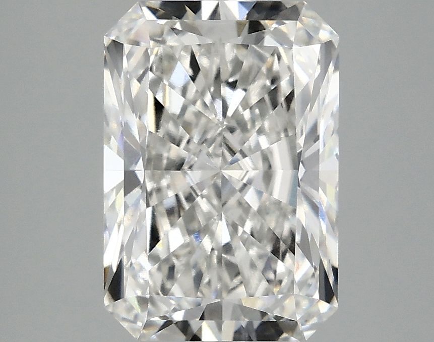 2.85 ct. radiant Lab Grown Diamond front image