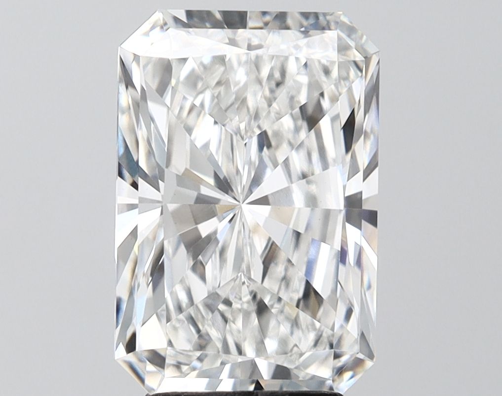 4.05 ct. radiant Lab Grown Diamond front image