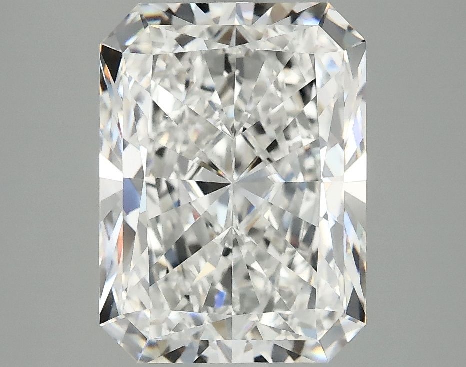 4.04 ct. radiant Lab Grown Diamond front image