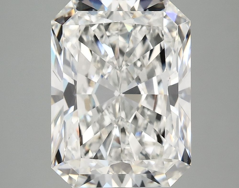 4.88 ct. radiant Lab Grown Diamond front image