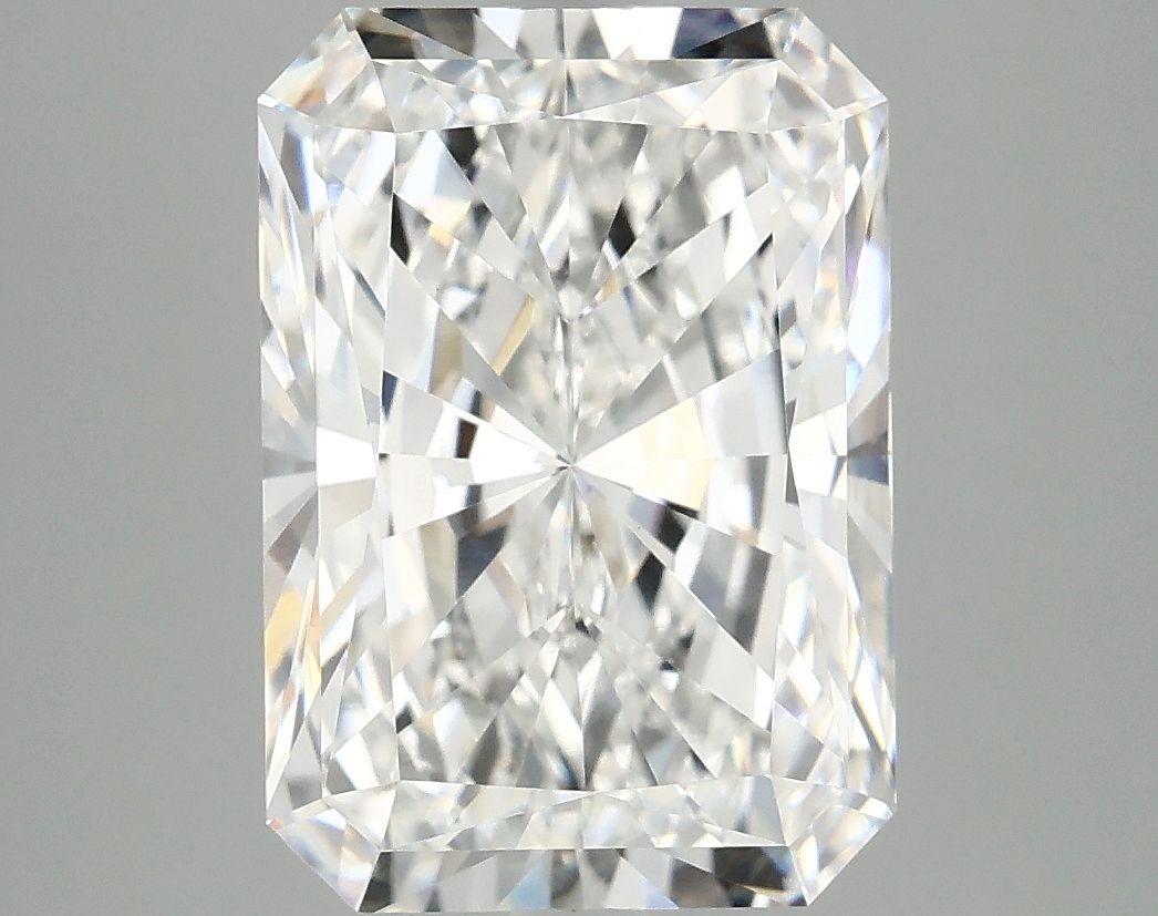5.02 ct. radiant Lab Grown Diamond front image