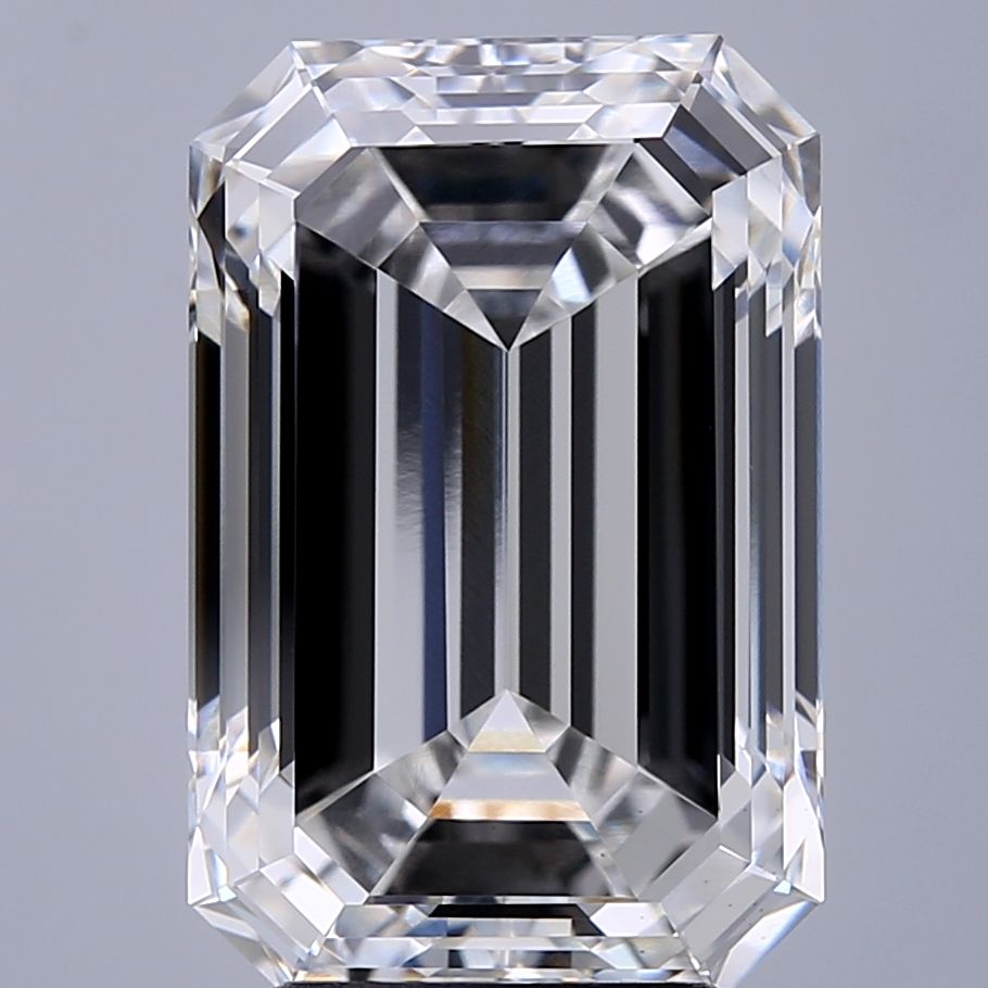 5.34 ct. emerald Lab Grown Diamond front image