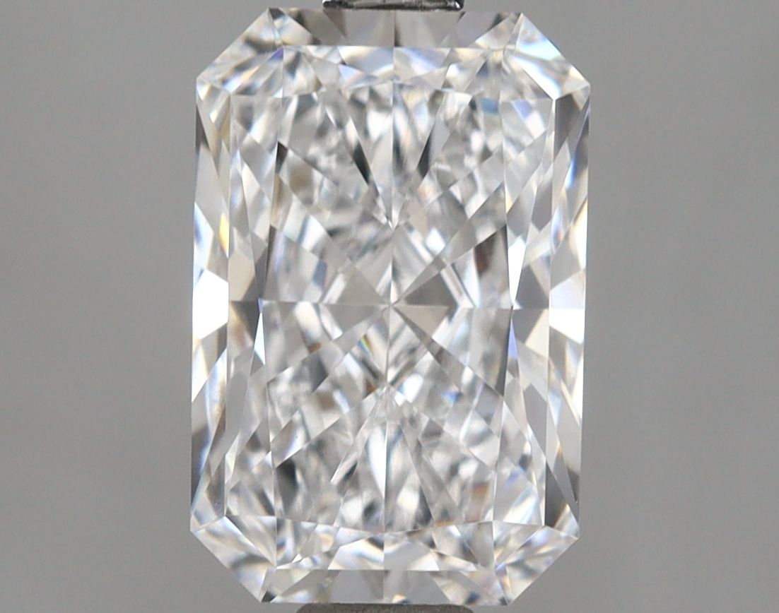 2.04 ct. radiant Lab Grown Diamond front image