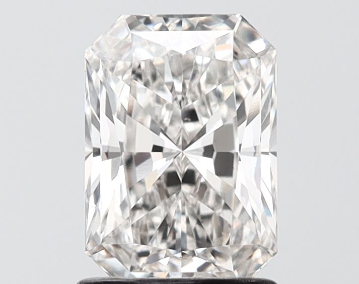 1.40 ct. radiant Lab Grown Diamond front image