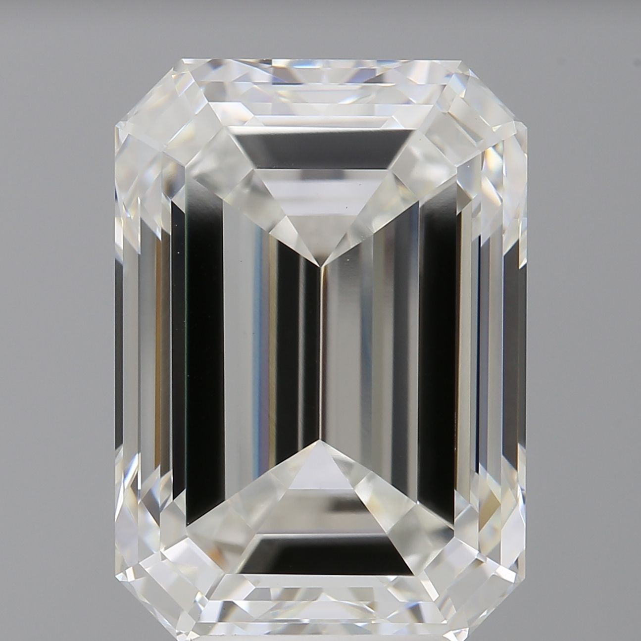 7.06 ct. emerald Lab Grown Diamond front image