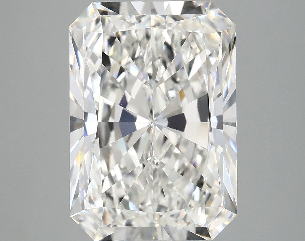 4.87 ct. radiant Lab Grown Diamond front image