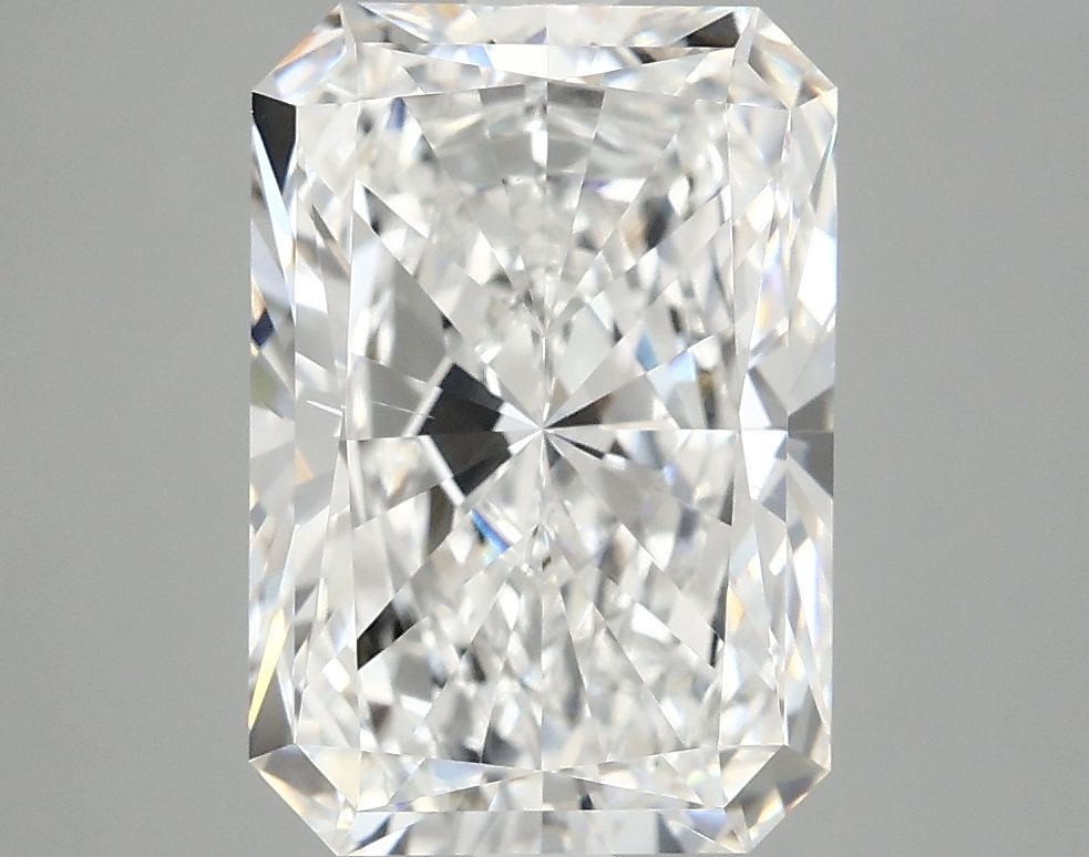 4.02 ct. radiant Lab Grown Diamond front image