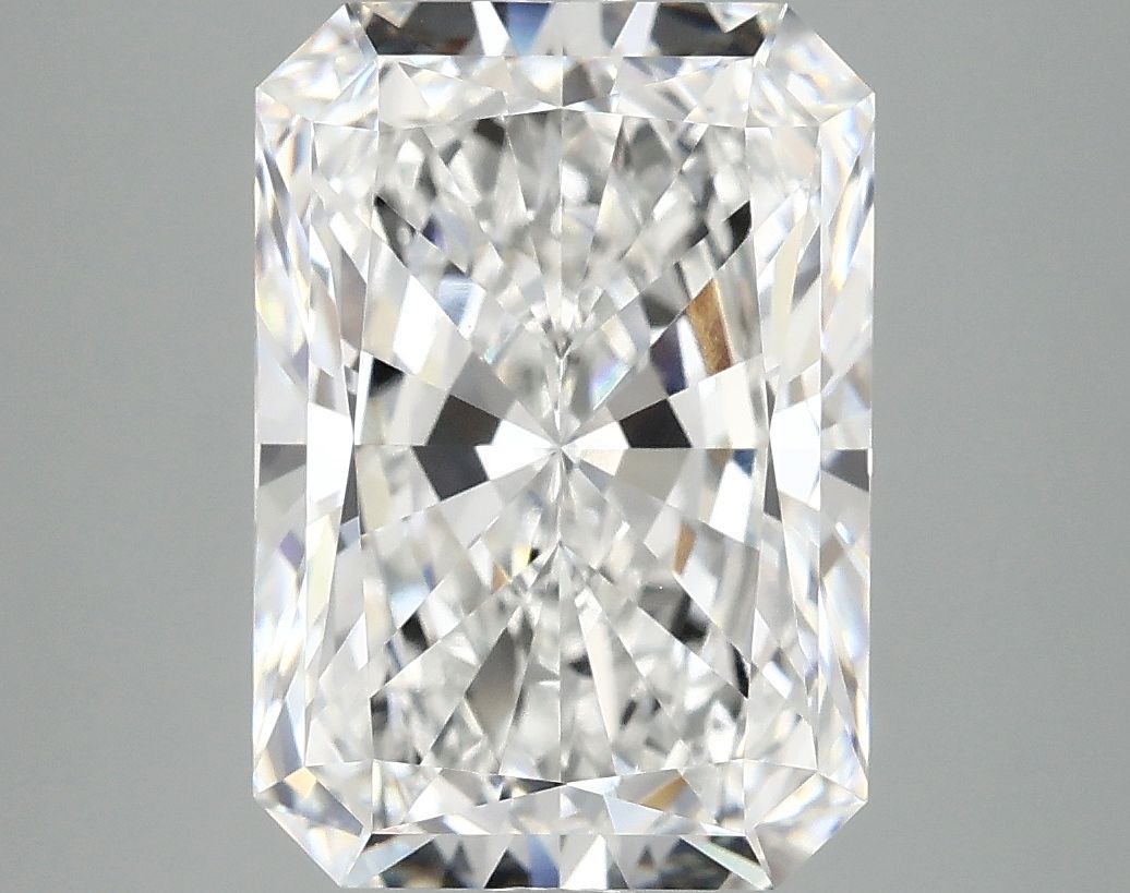 4.99 ct. radiant Lab Grown Diamond front image