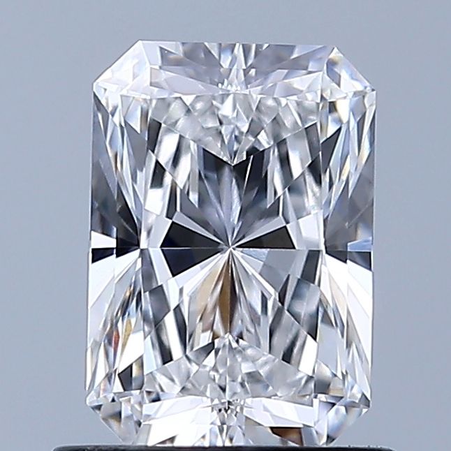1.04 ct. radiant Lab Grown Diamond front image