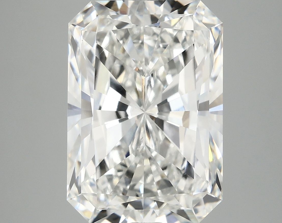 5.09 ct. radiant Lab Grown Diamond front image
