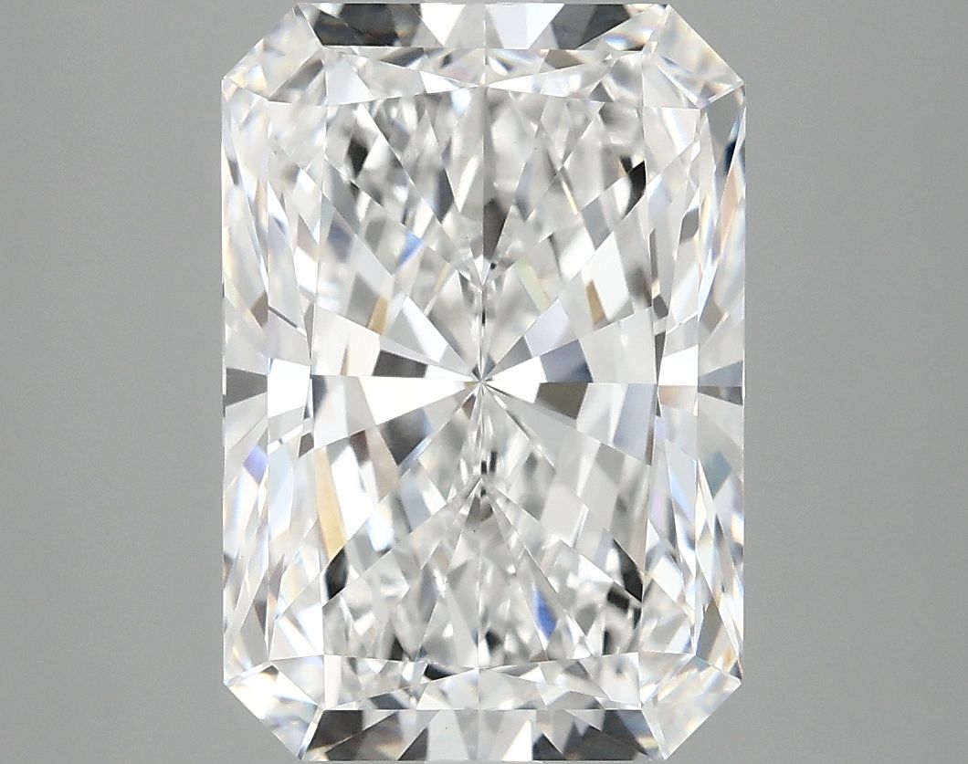 5.03 ct. radiant Lab Grown Diamond front image