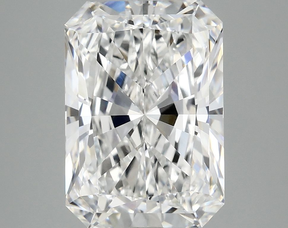 3.94 ct. radiant Lab Grown Diamond front image