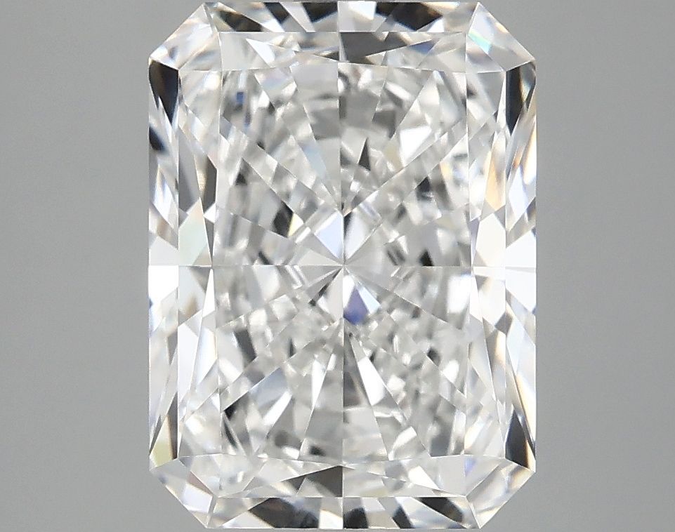3.88 ct. radiant Lab Grown Diamond front image