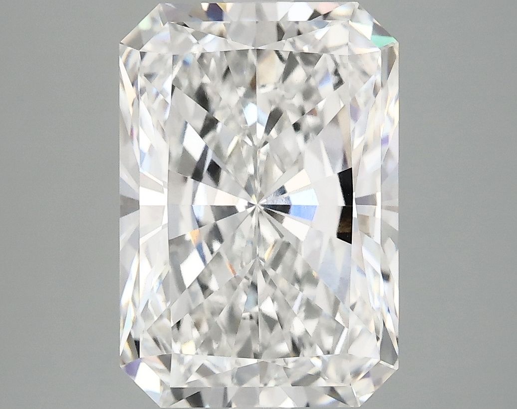4.96 ct. radiant Lab Grown Diamond front image