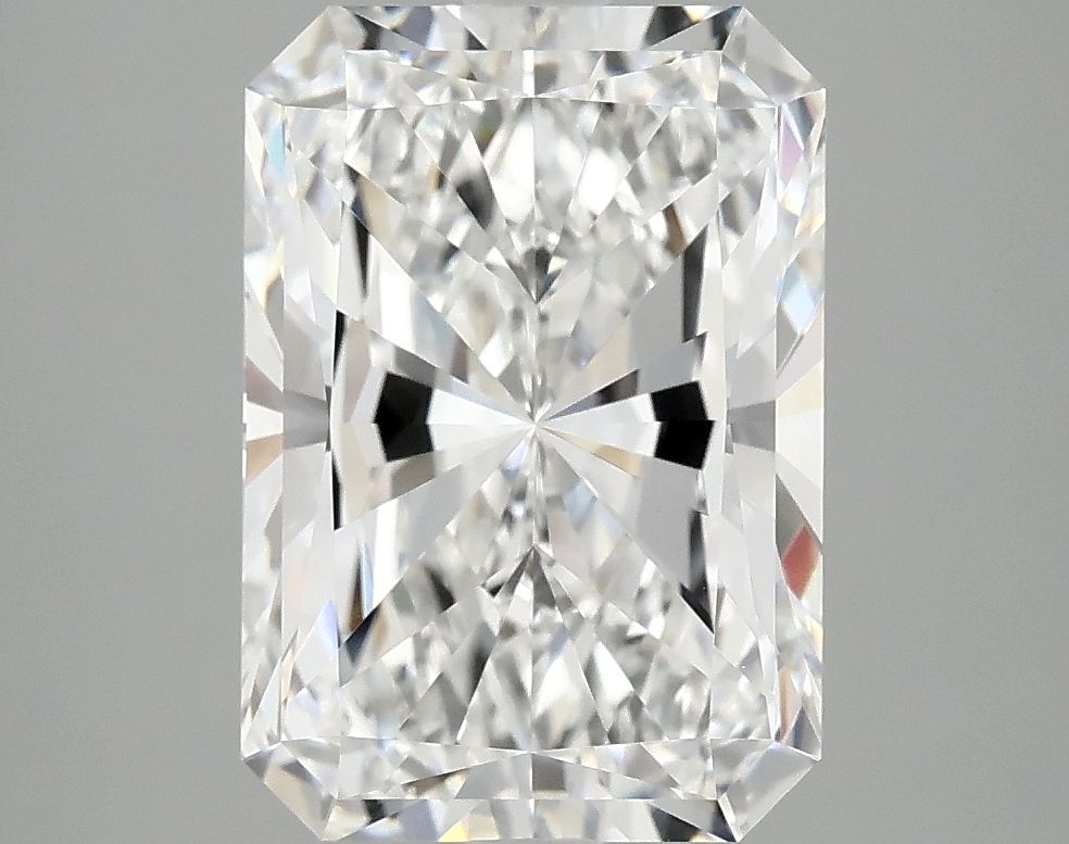 4.18 ct. radiant Lab Grown Diamond front image