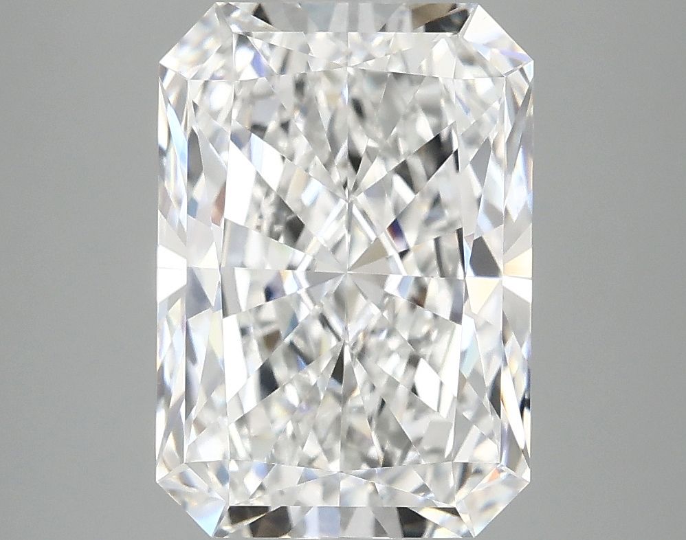 4.18 ct. radiant Lab Grown Diamond front image