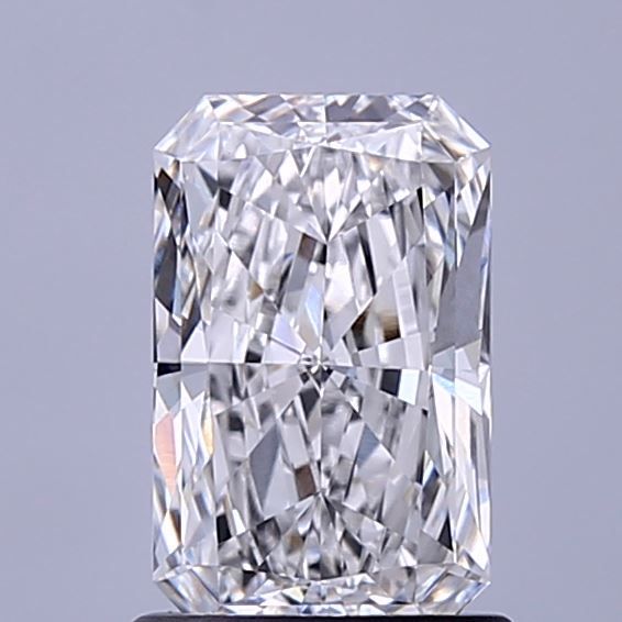 1.27 ct. radiant Lab Grown Diamond front image