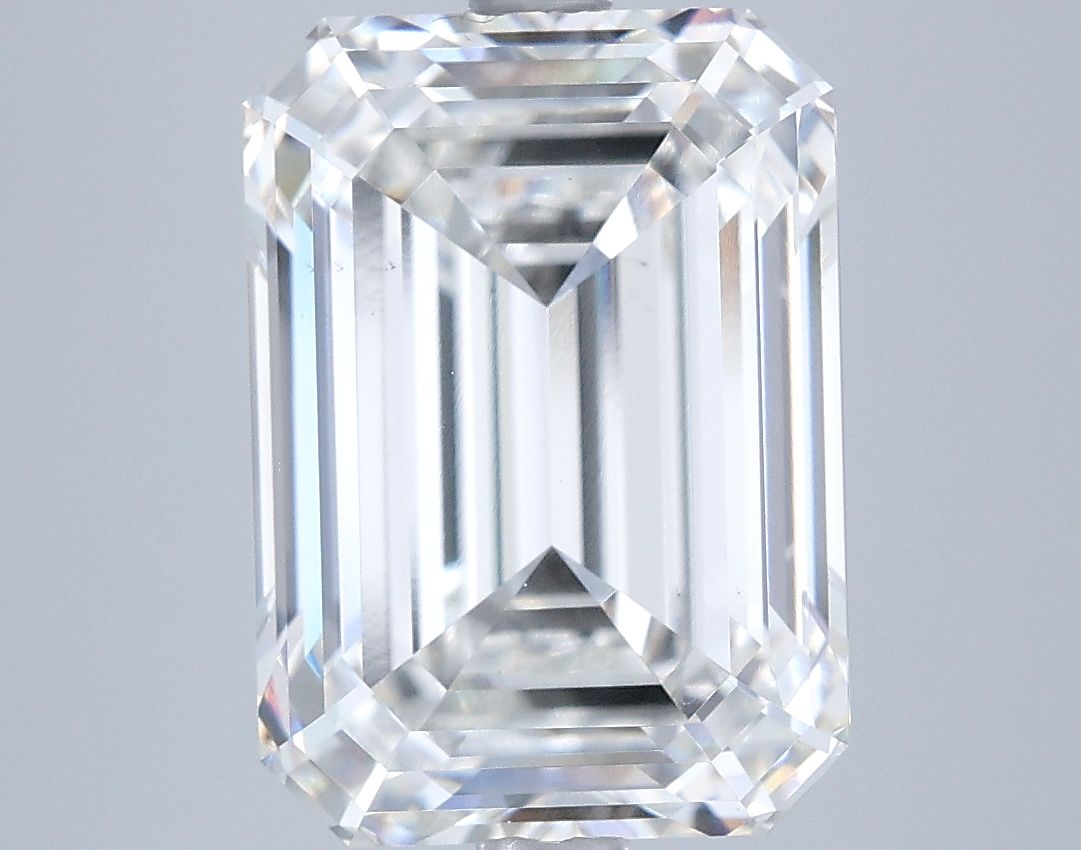 6.57 ct. emerald Lab Grown Diamond front image