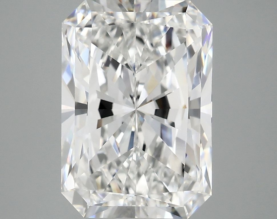 4.09 ct. radiant Lab Grown Diamond front image