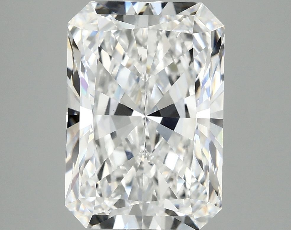 4.09 ct. radiant Lab Grown Diamond front image