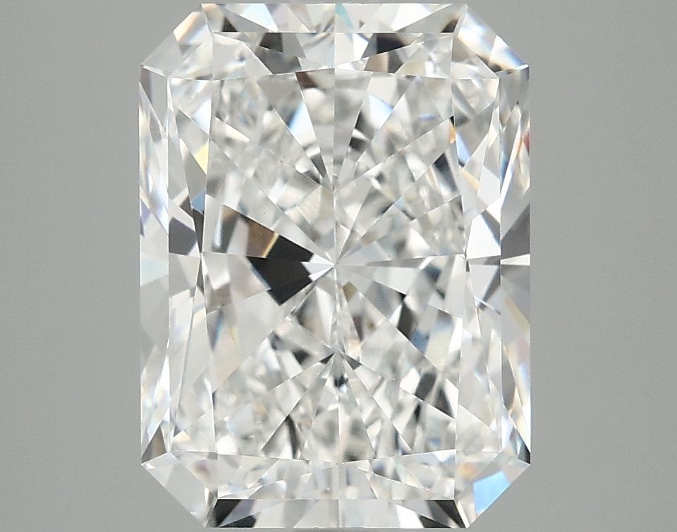 4.49 ct. radiant Lab Grown Diamond front image