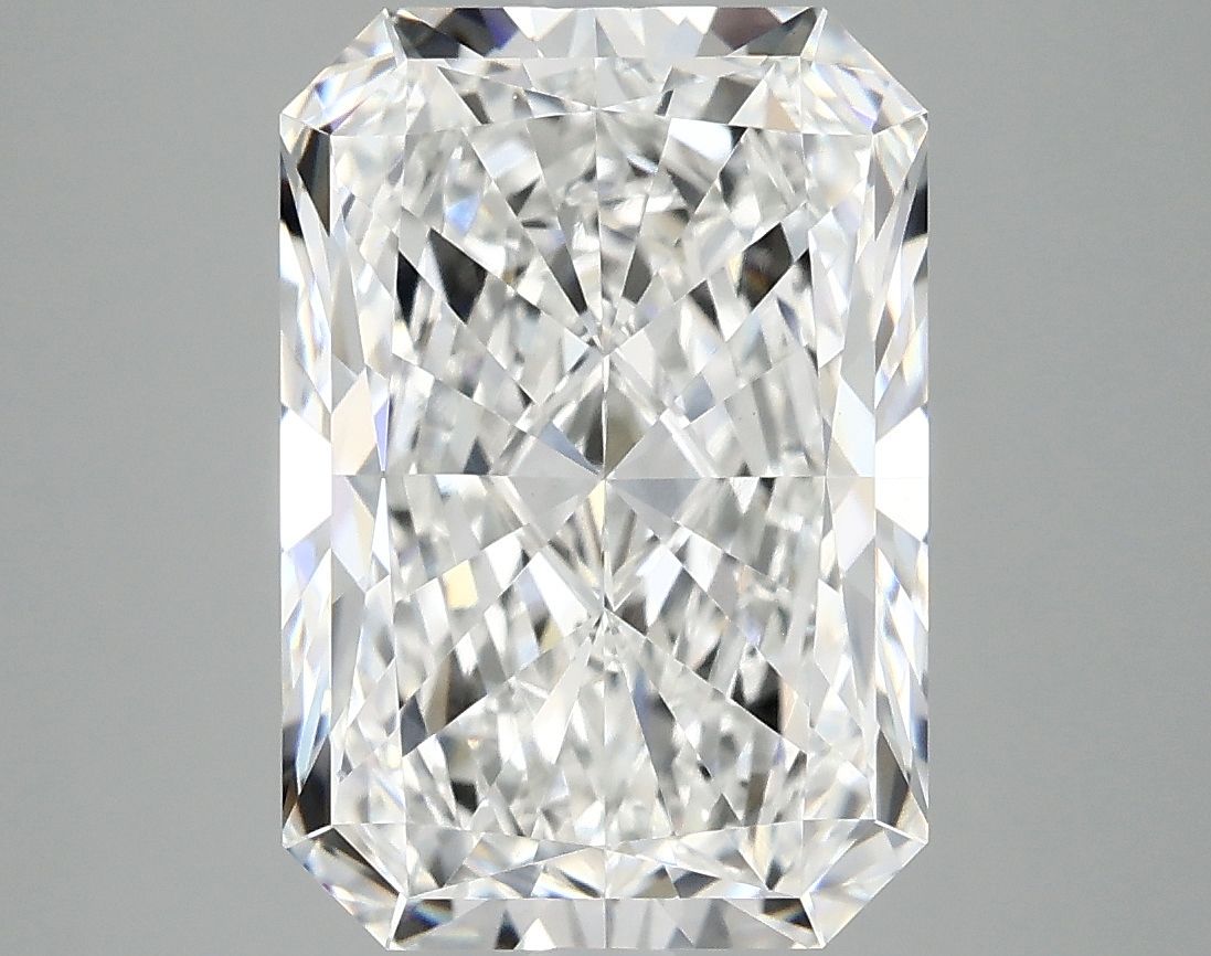 4.88 ct. radiant Lab Grown Diamond front image