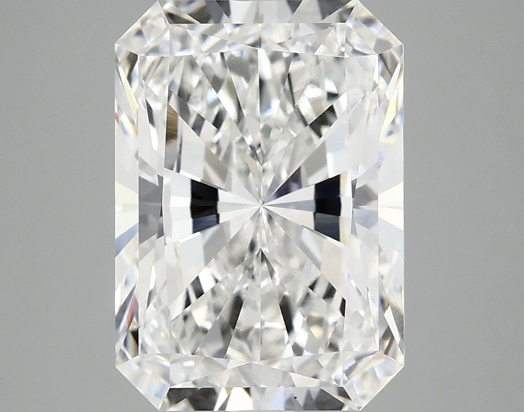 5.08 ct. radiant Lab Grown Diamond front image