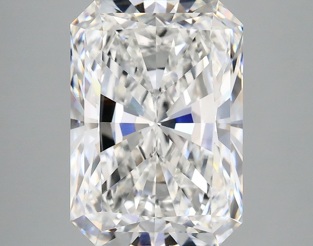 4.98 ct. radiant Lab Grown Diamond front image